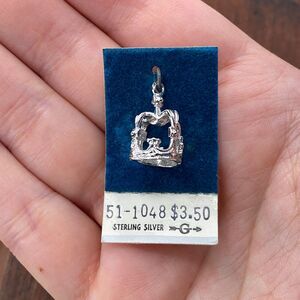 Vintage Griffith 925 Sterling Silver Royal Crown England Pendant Bracelet Charm